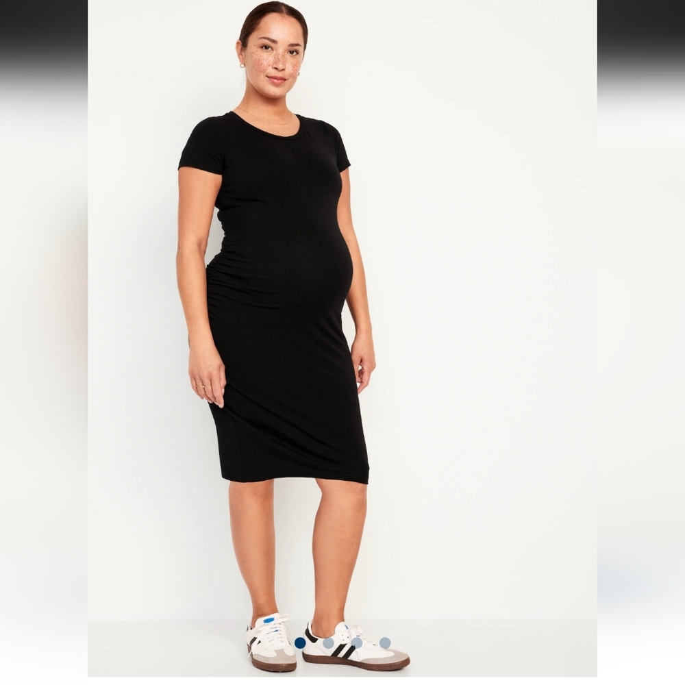 Old Navy Maternity Short Sleeved Bodycon Dress